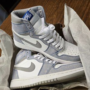 Mens 9.5 Nike High Tops